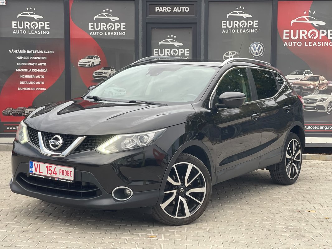 NISSAN Qashqai TEKNA - 4 x 4